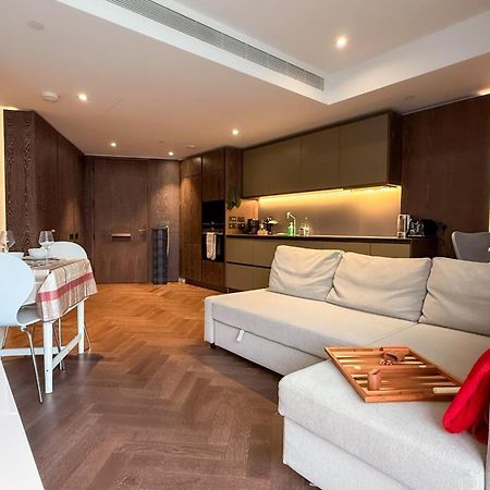 Luxury Apartment Steps From Battersea Power St And Close To Victoria & Chelsea London Eksteriør billede